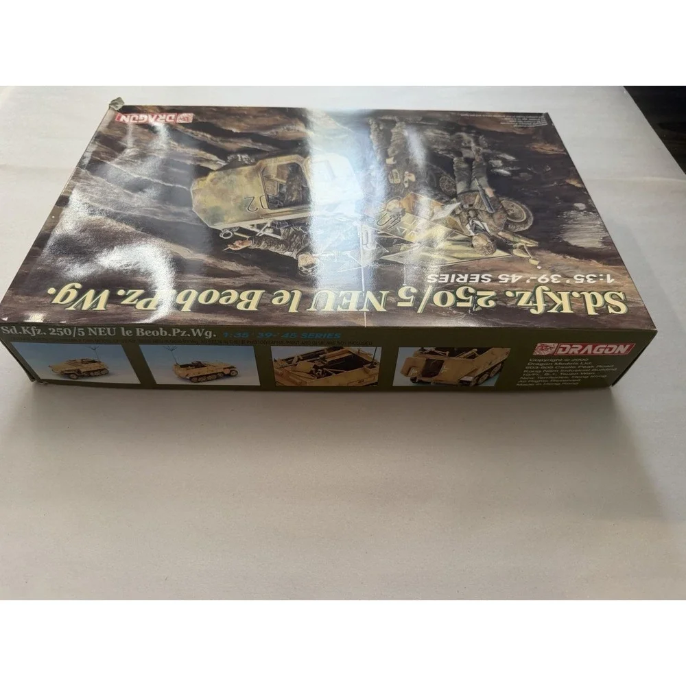 Dragon 1:35 Sd.Kfz.250/5 NEU le Beob.Pz.Wg. Model Kit #6141 Open Box